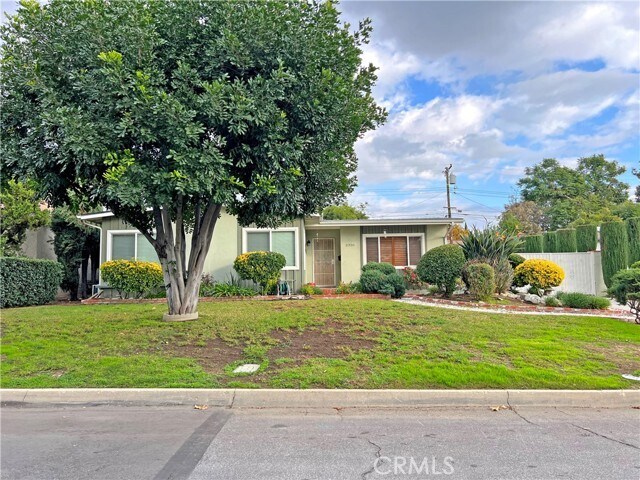 Building Photo - 3320 Campus Ave