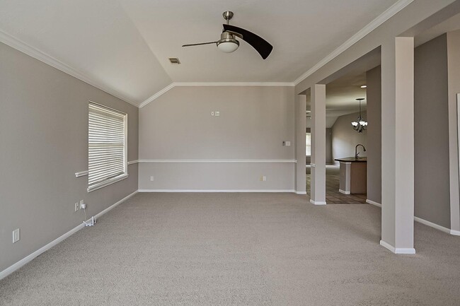 Building Photo - 11119 Fairway Dr