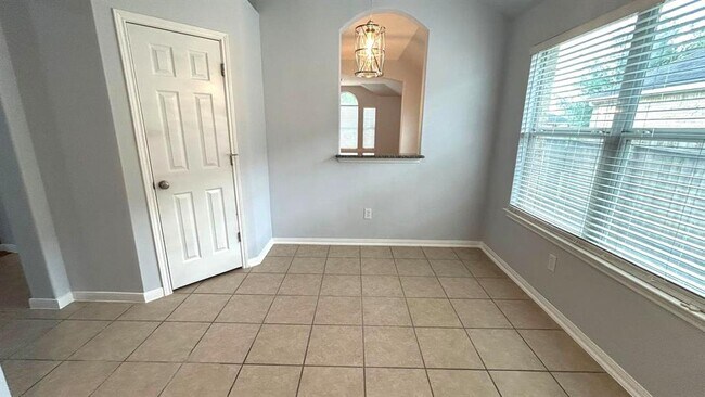 Building Photo - 8106 Saragosa Blue Ln