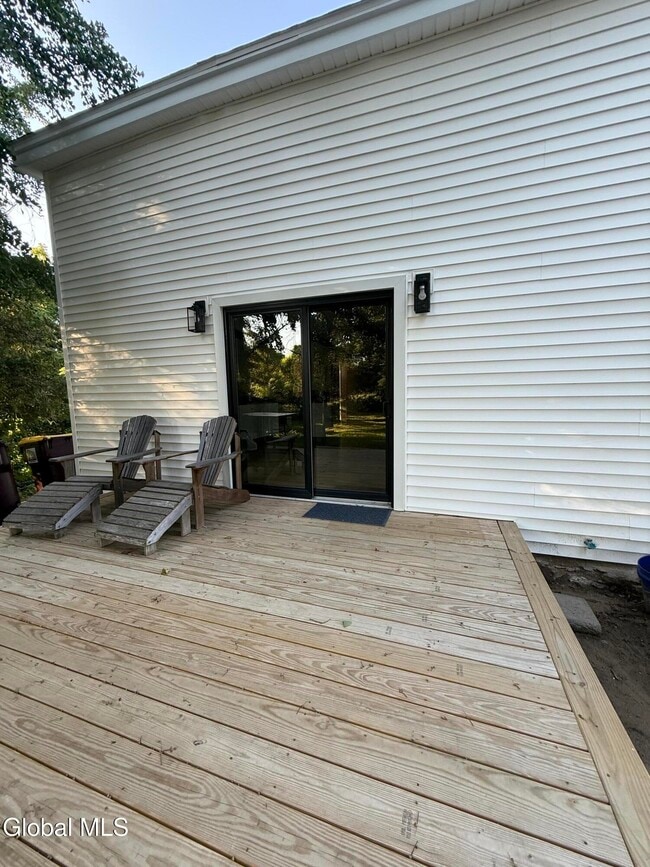 Building Photo - 2147 Rowley Rd