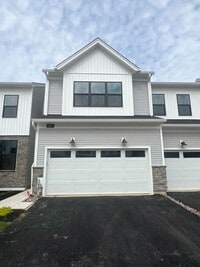 Building Photo - 406 Hartnup St