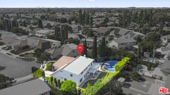 Building Photo - 15151 Marne Cir