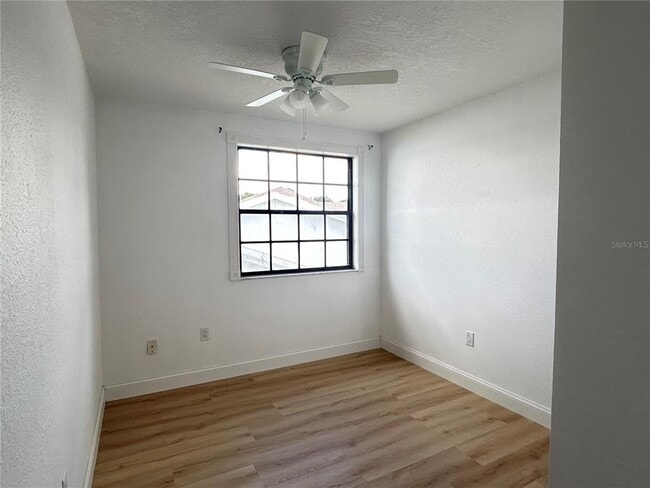 Building Photo - 677 Lake Dexter Cir