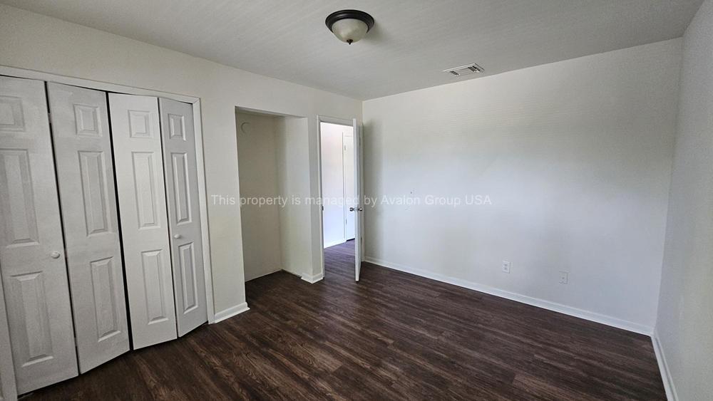 Building Photo - 5348 Westchase Ct