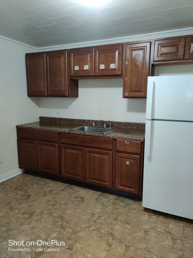 Building Photo - Gilbert Ave