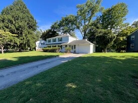 Building Photo - 4012 Fairway Rd