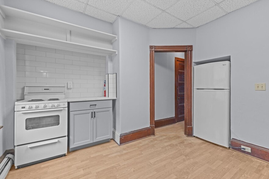 Building Photo - 234 Pearl St