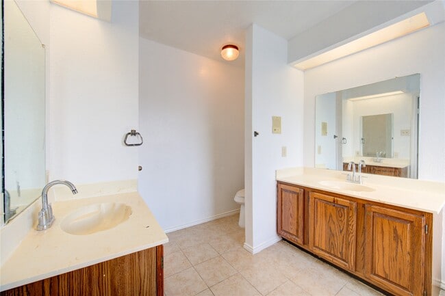 Building Photo - 14311 Rainy Sun Cir