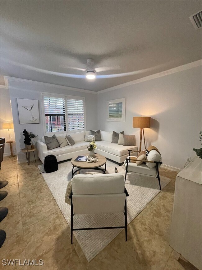 Building Photo - 9081 Albion Ln S