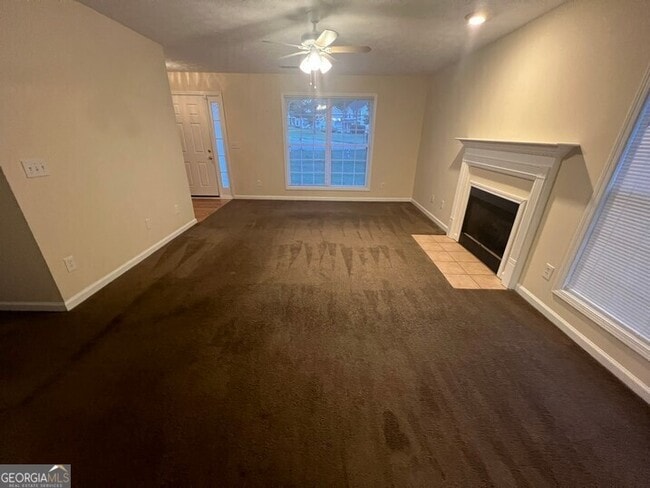 Building Photo - 1233 Crystal Bend