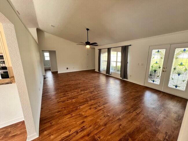 Building Photo - 10900 SW 45th Terrace