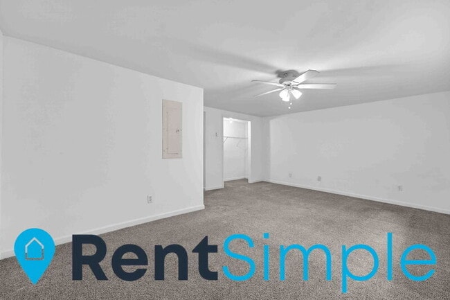 Building Photo - 205 McConkey St