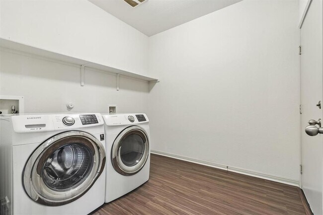 Building Photo - 18312 Urbano Dr