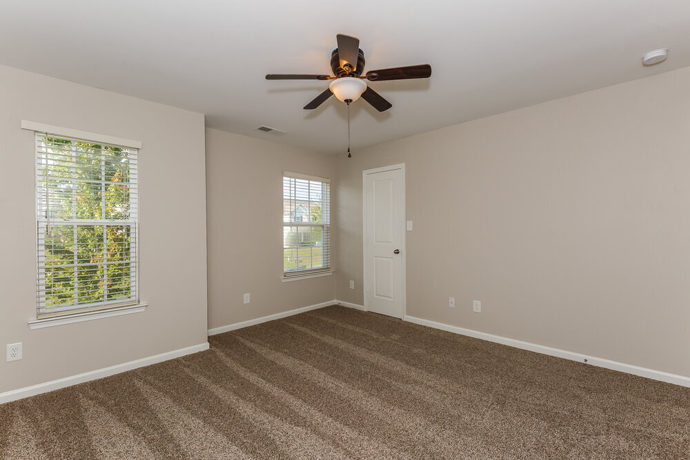 Building Photo - 5721 Verrazano Dr