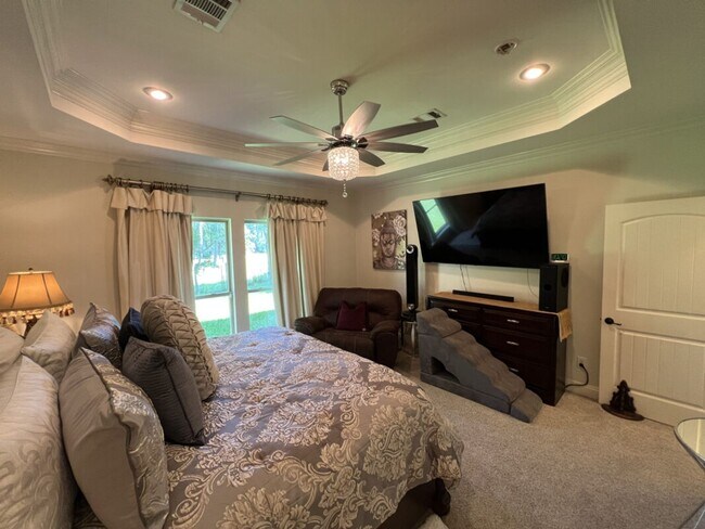 Building Photo - Luxury 4 Bedroom Home in Zachary’s Audubon Lakes
