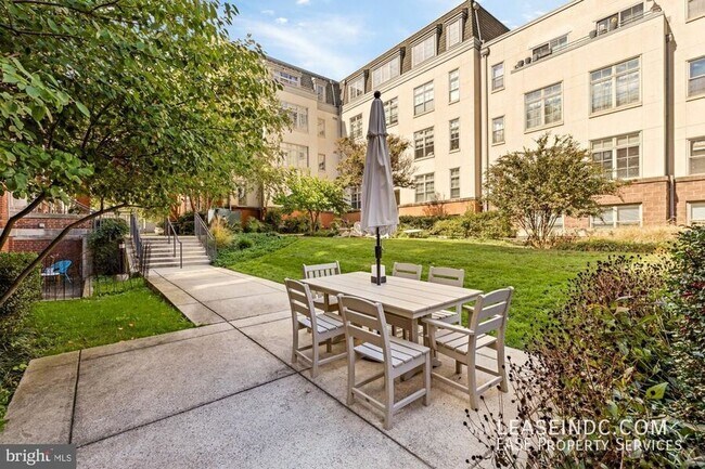 Building Photo - 150 V St NW