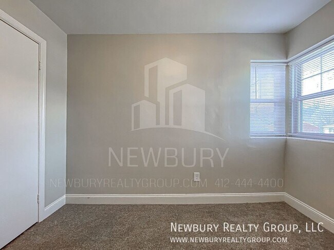 Building Photo - 313 San Juan Dr