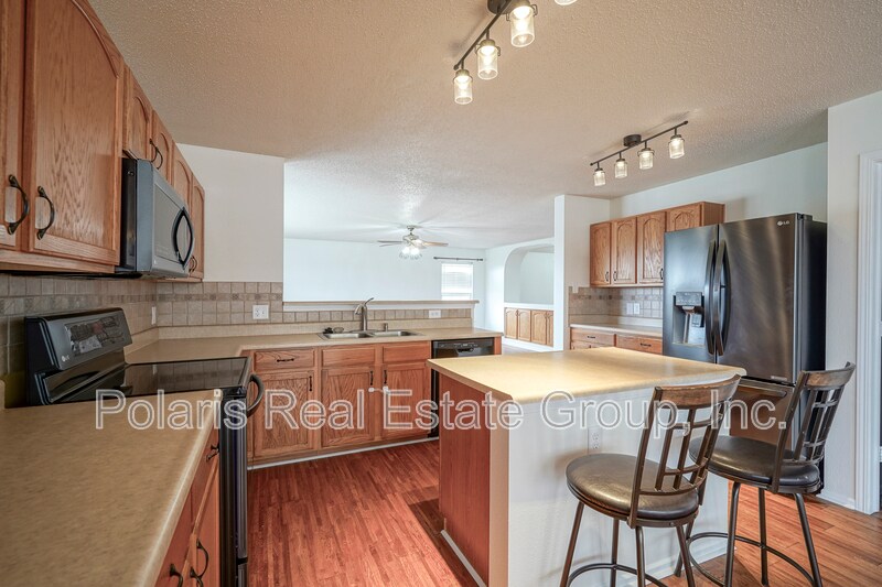 Building Photo - 13239 N Badger Grove Dr