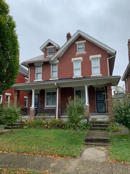 Building Photo - 435 Stoddart Ave
