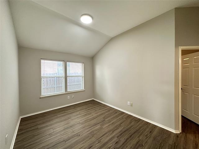 Building Photo - 1129 April Springs Dr