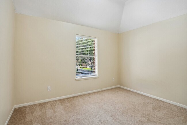 Building Photo - 15415 Truslow Point Ln