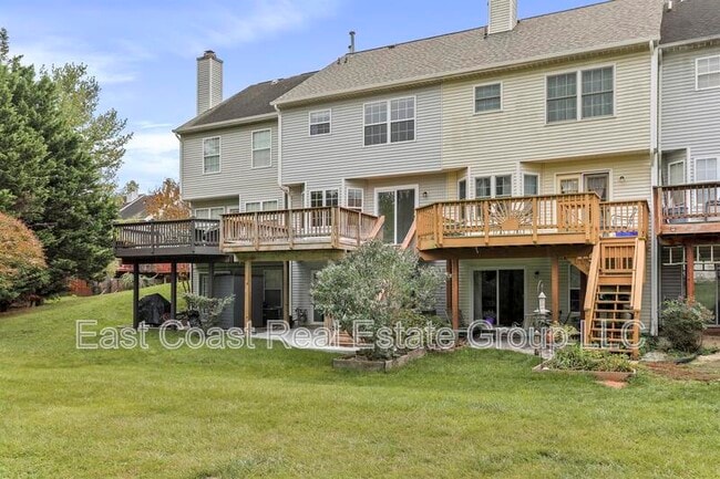 Building Photo - 9114 Ridgefield Ln