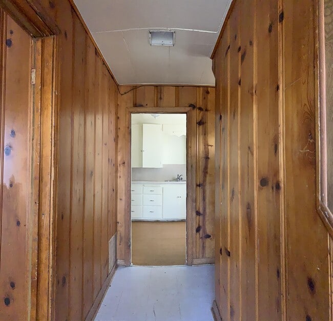 Building Photo - 1217 Ross St