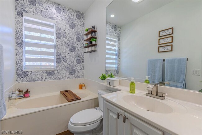 Building Photo - 14612 Escalante Way