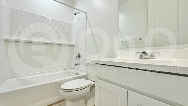 Building Photo - 4841 S Carver