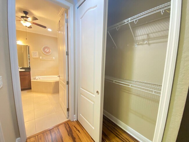 Building Photo - 10321 Belfry Cir