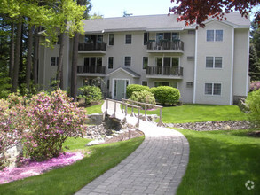 Building Photo - Parkwood Apartment Homes