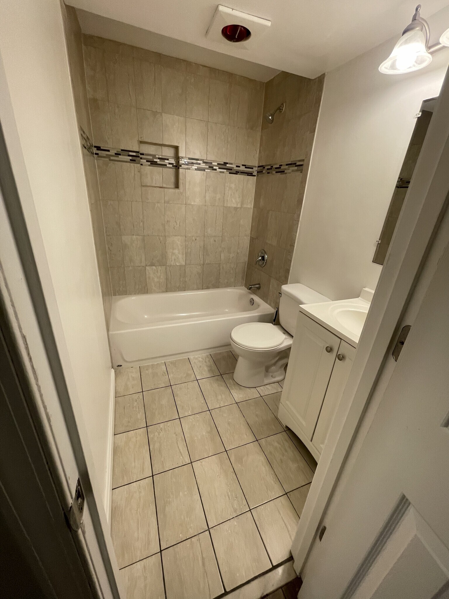 Bathroom #1 - 868 Bellevue St SE