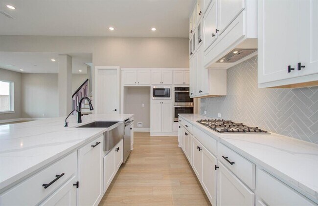 Building Photo - 7410 Pecan Brk Ln
