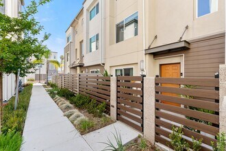 Building Photo - 14055 Ruby Ln