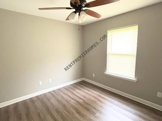 Building Photo - 21 Patti Crt Ward AR 72176