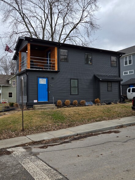 Building Photo - 133 Hoefgen St