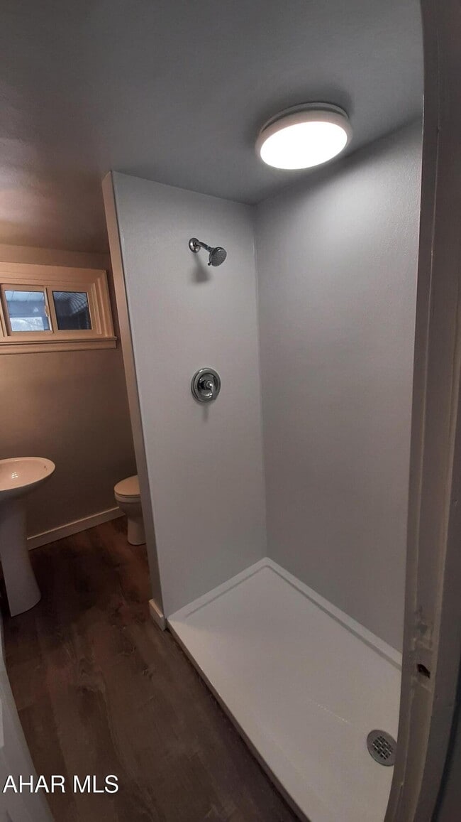 Building Photo - 314 Pennsylvania Ave