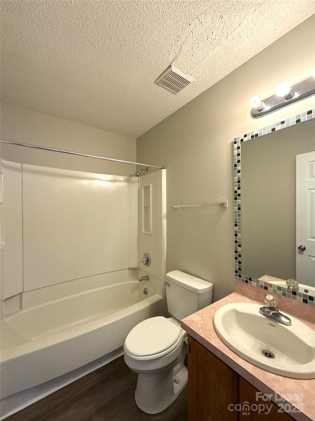 Building Photo - 6021 Black Bear Ct