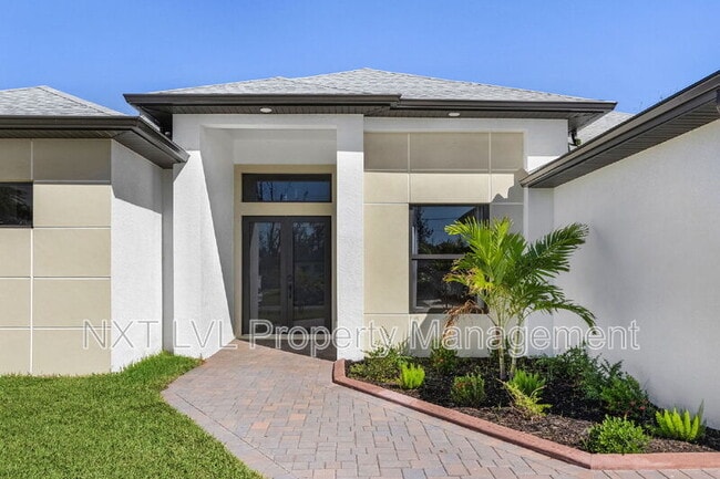 Building Photo - 1925 SW 3rd Terrace