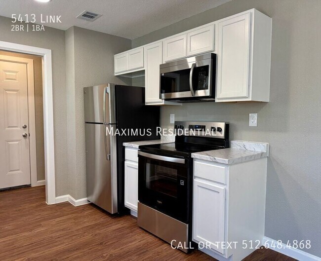Building Photo - 5413 Link-