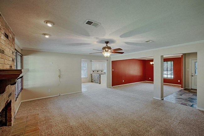 Building Photo - 3314 Falling Brook Dr