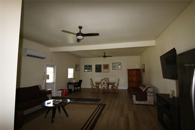 Building Photo - 6850 US-41
