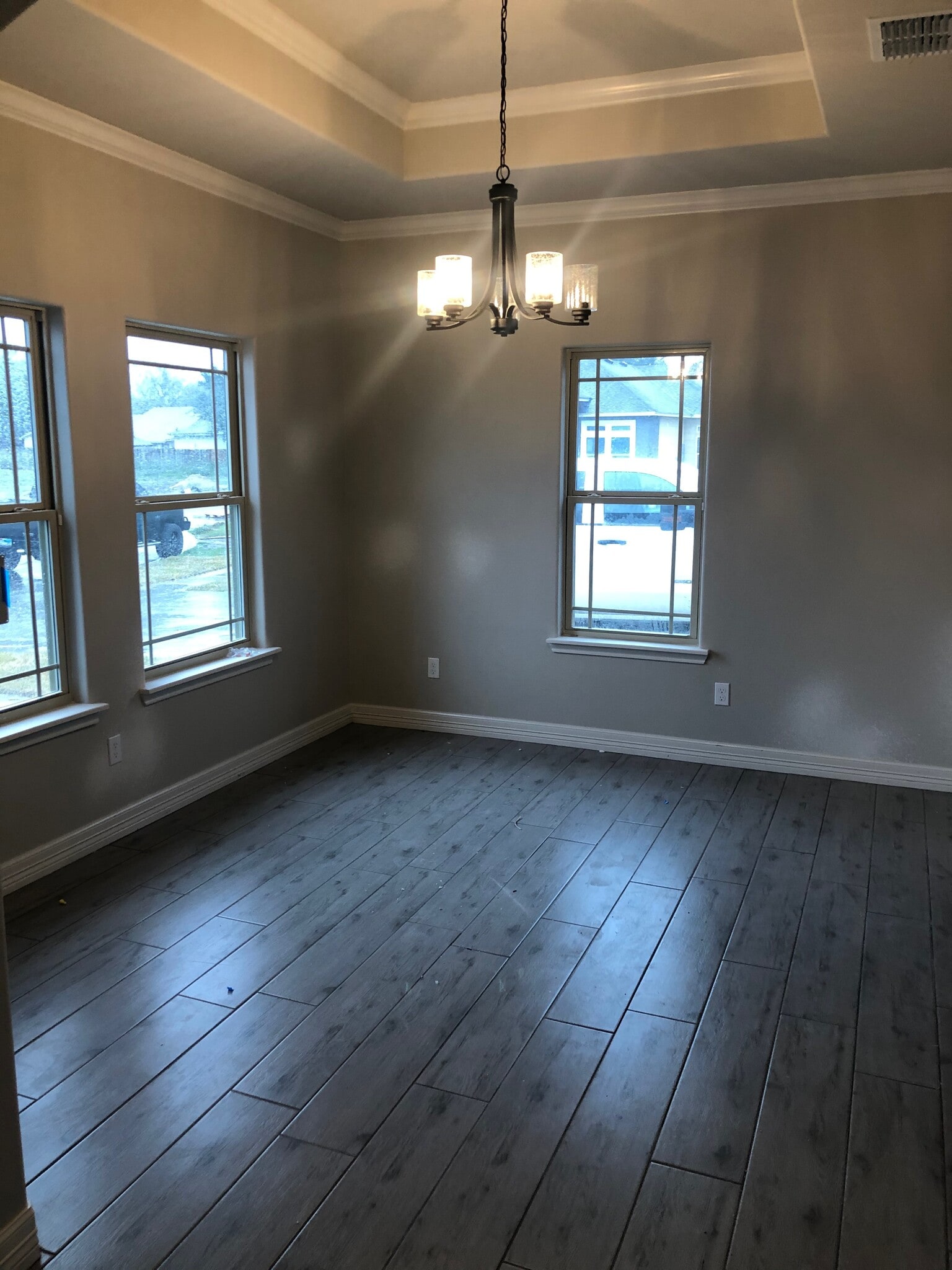 Building Photo - 11505 S Crk Dr