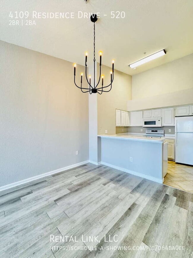 Building Photo - 4109 Residence Drive