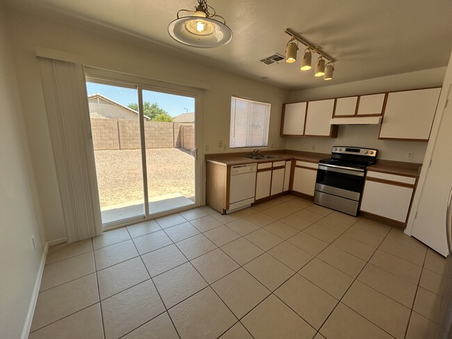 Building Photo - 12232 W Windrose Dr