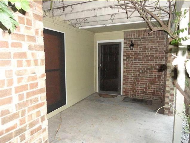 Building Photo - 2717 Meadowstone Ct