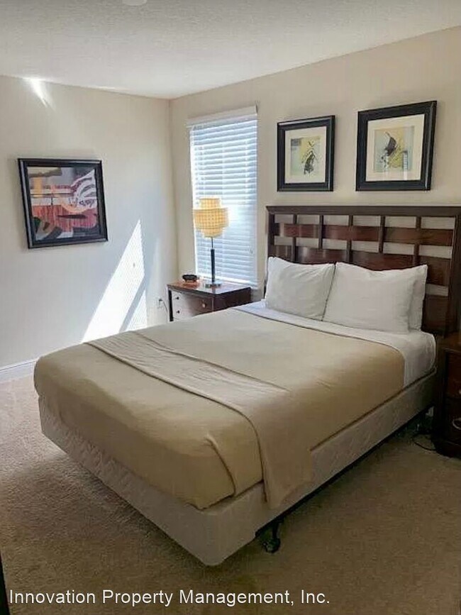 Building Photo - 4 br, 3.5 bath House - 8103 Roseville Blvd