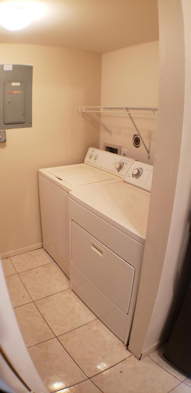 Building Photo - 4891 Sable Pine Cir