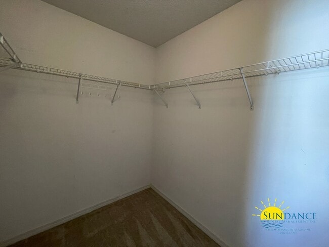 Building Photo - Prime Location and Stunning 4 Bedroom Home with Solar!