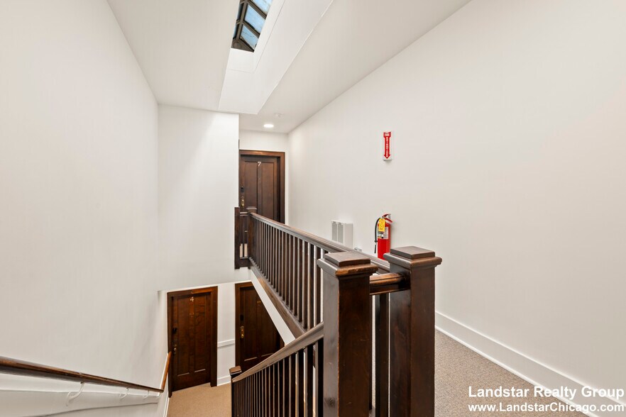 Building Photo - 1241 Chicago Ave